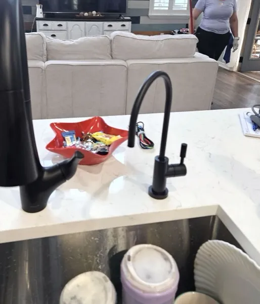 Modern black kitchen faucet with filtered water system